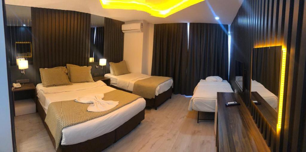 Grand Ezel Hotel Mersin  Exterior photo