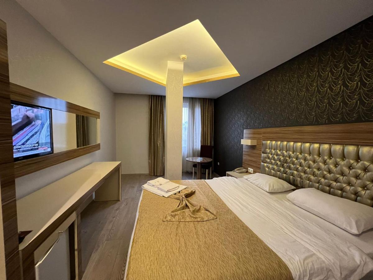 Grand Ezel Hotel Mersin  Exterior photo