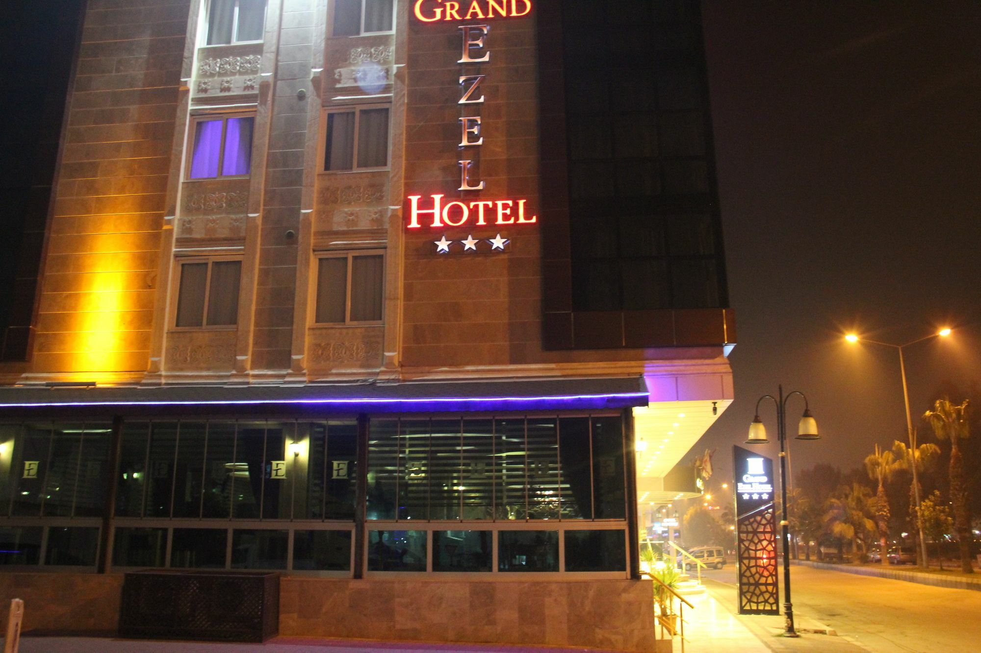 Grand Ezel Hotel Mersin  Exterior photo
